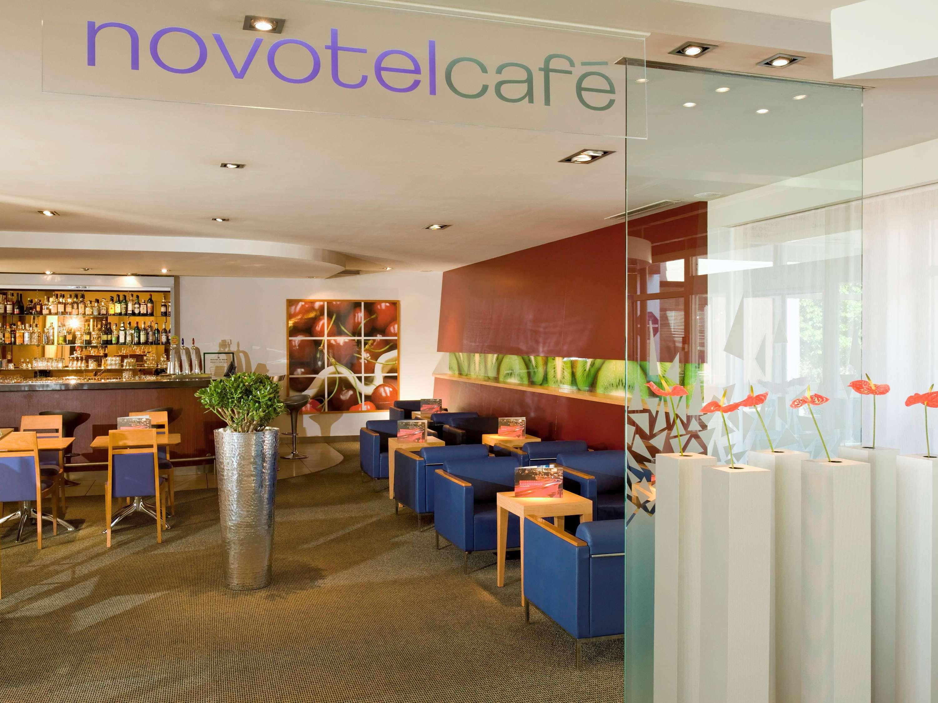 Novotel Grenoble Nord Вореп Экстерьер фото